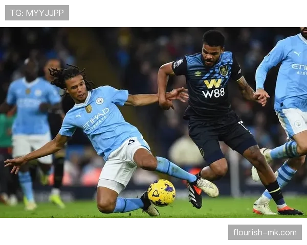 伯恩利防线频频失守,英超惨败引关注 伯恩利防线频频失守,英超惨败引关注